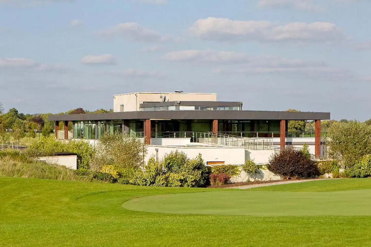 Moyvalley Hotel & Golf Resort EXTERIOR