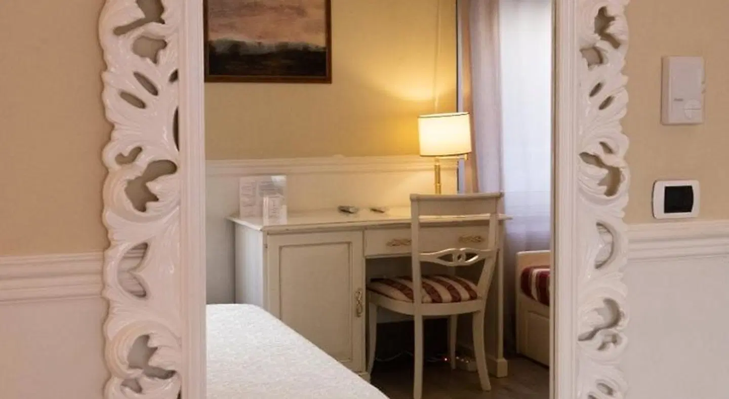 Bed & Bra ROOM_EXAMPLE