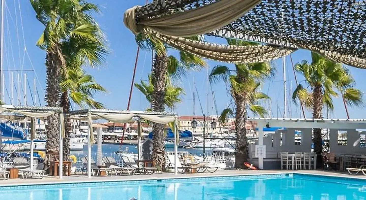 Ianos Hotel OUTDOOR_POOL