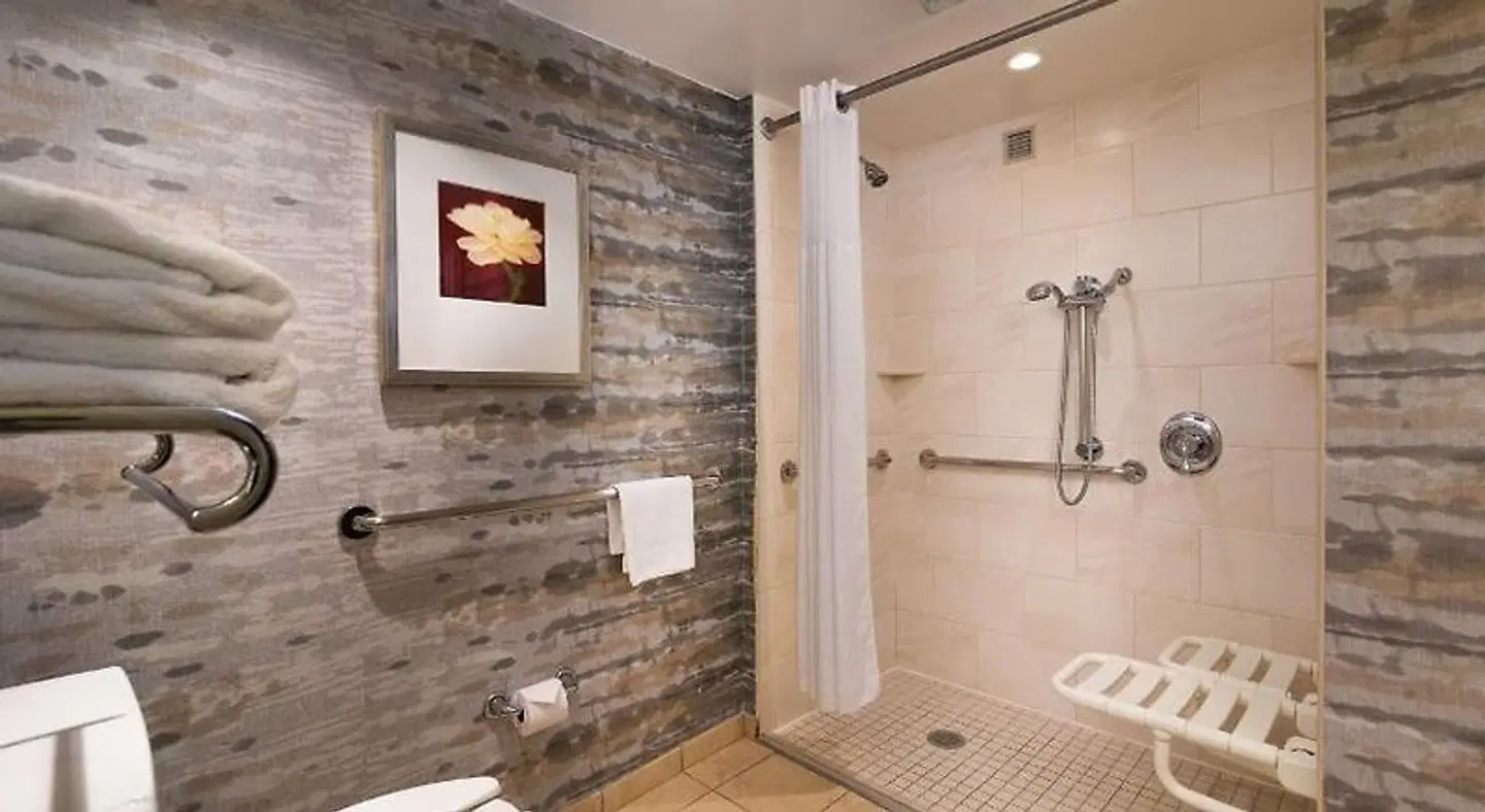 Hilton Lexington/Downtown Badezimmer