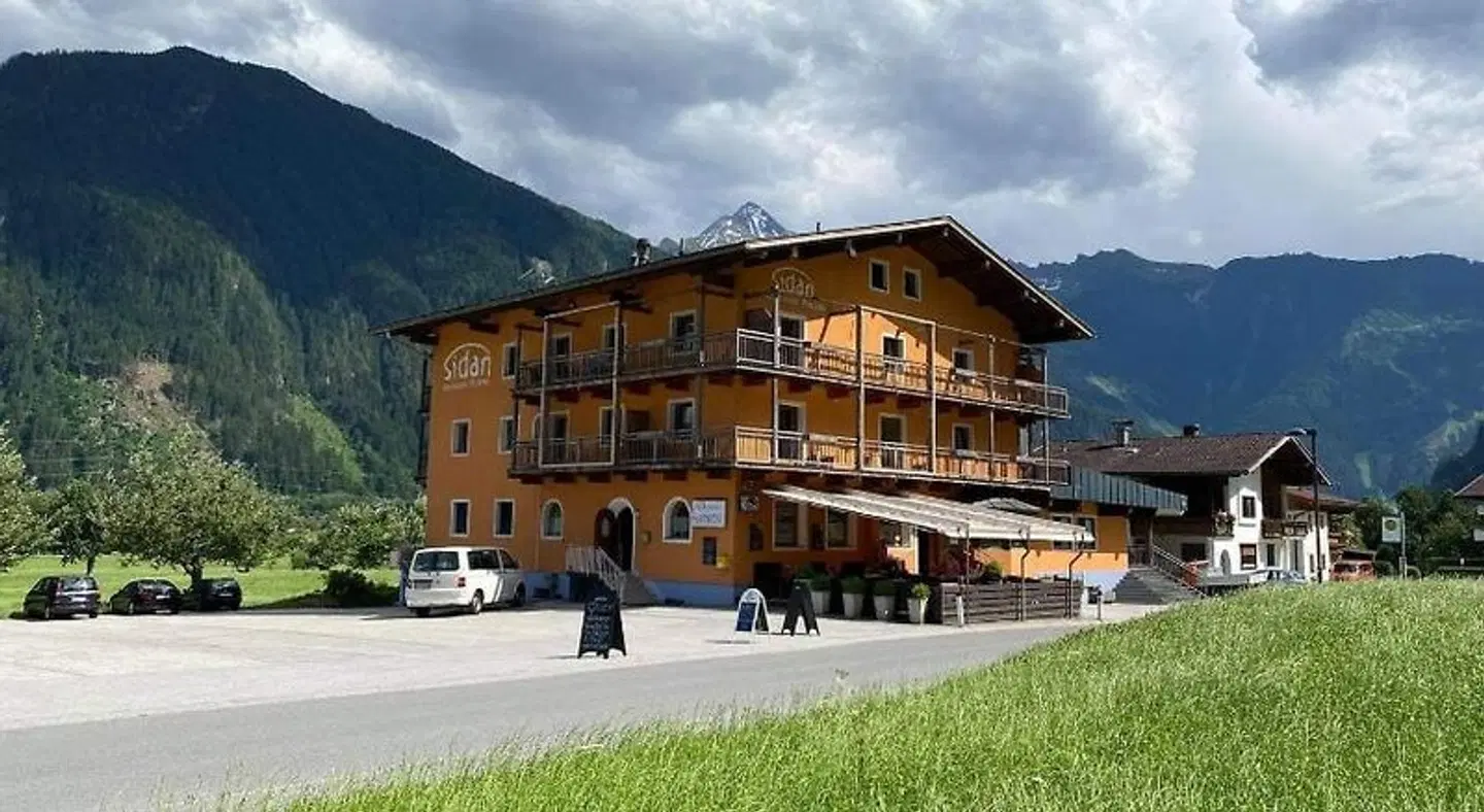 Sidan EXTERIOR