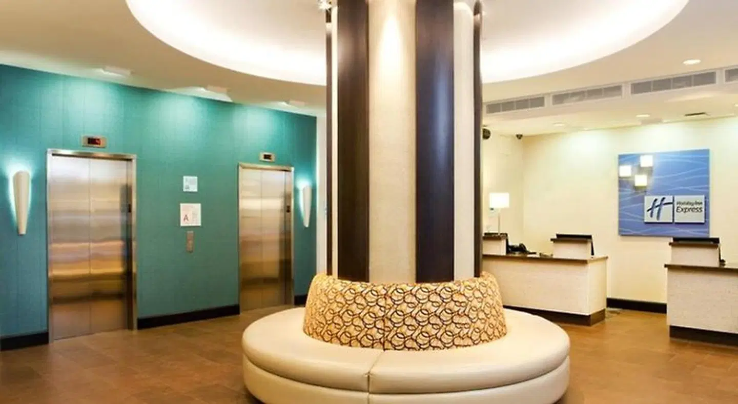 Holiday Inn Express - Times Square South HEALTH_BEAUTY