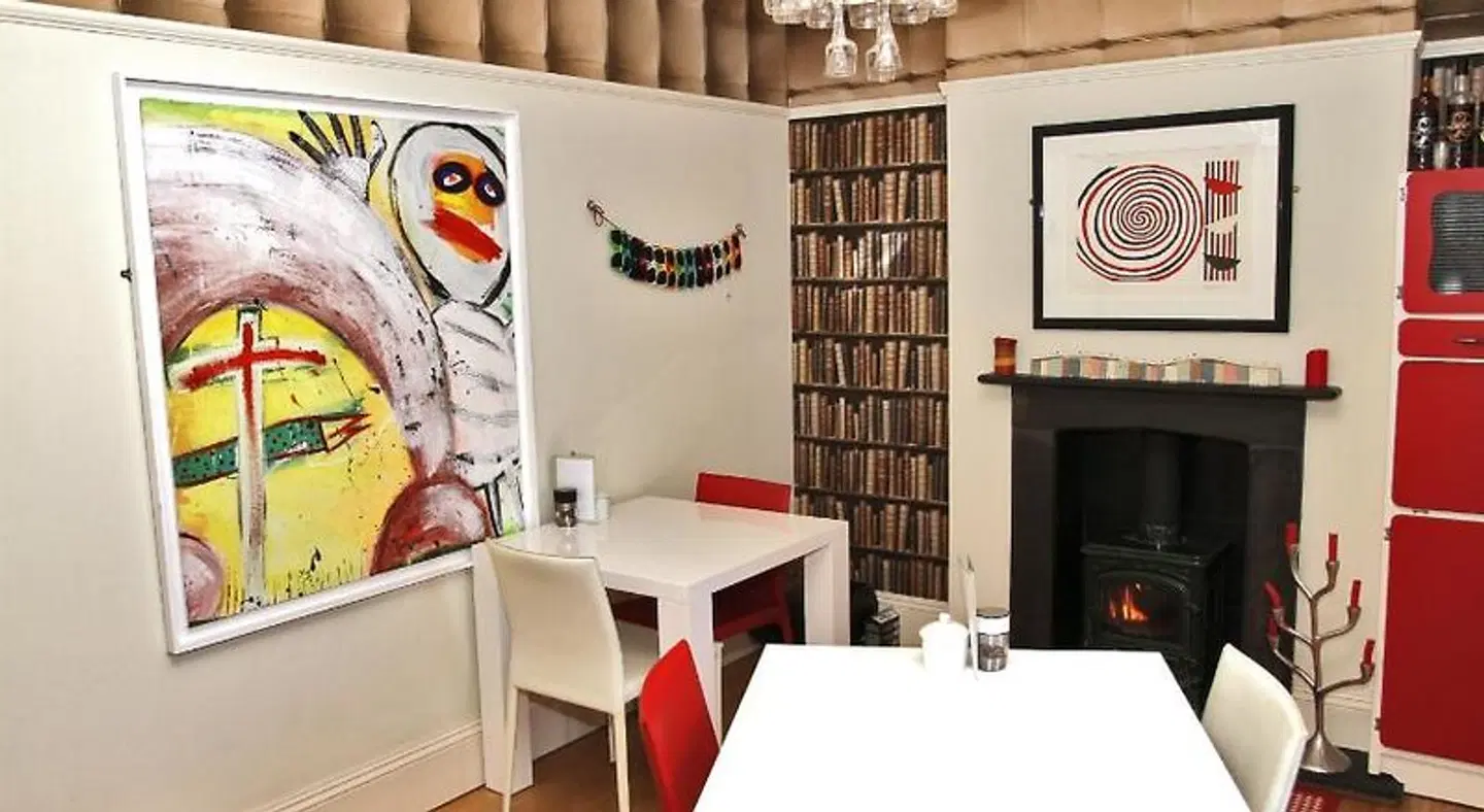 Bedlam House ROOM_EXAMPLE