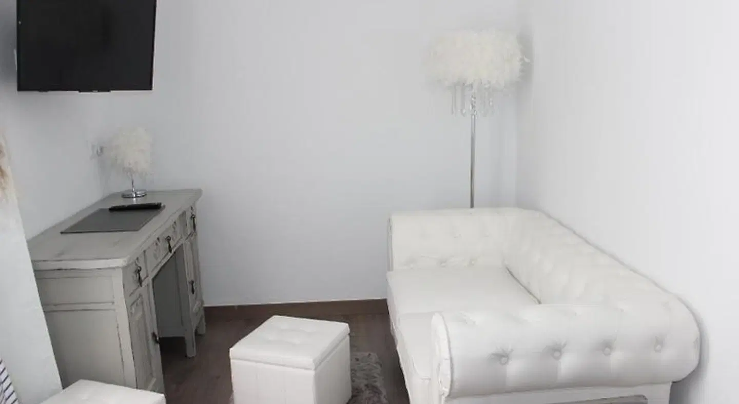 Hostal Mistral ROOM_EXAMPLE