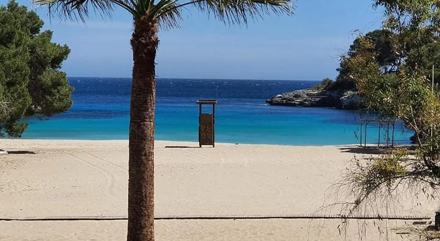 Hostal Mistral Strand