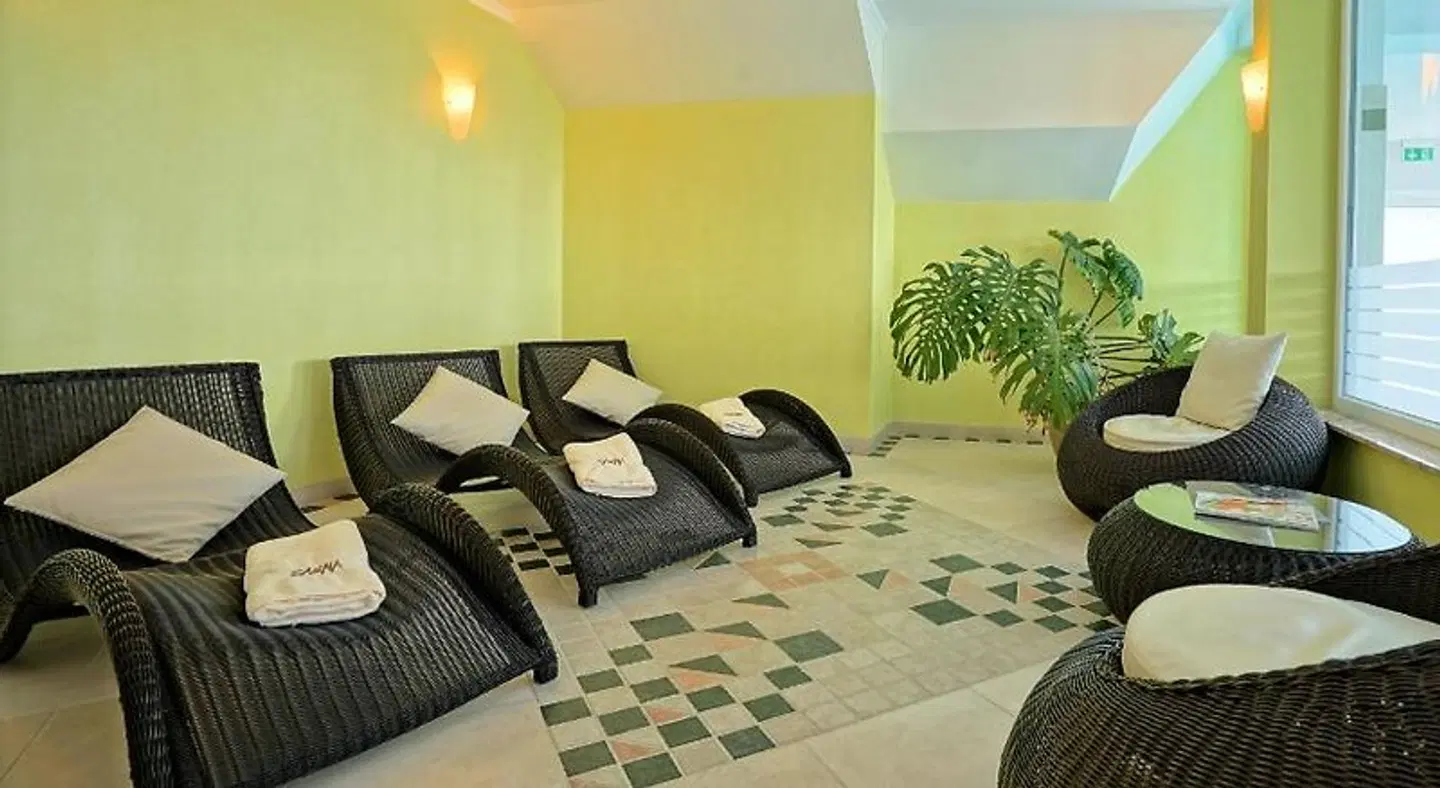 Godewind HEALTH_BEAUTY