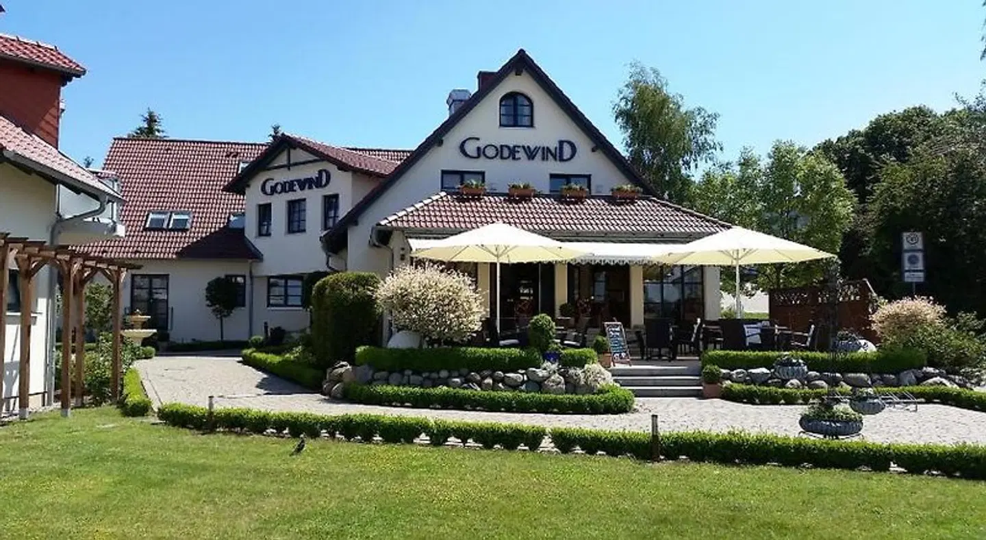 Godewind EXTERIOR