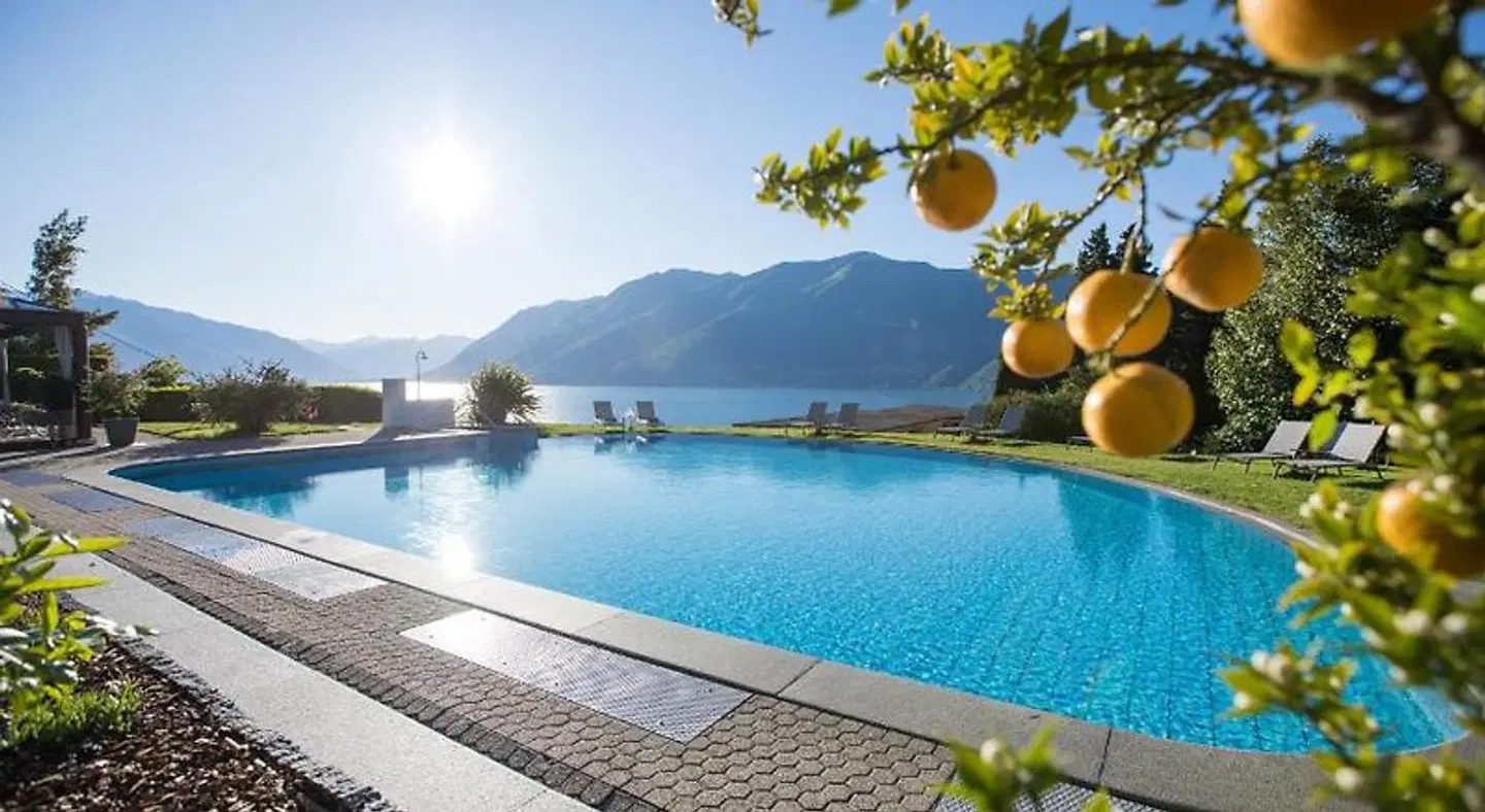 Parkhotel Brenscino Brissago OUTDOOR_POOL
