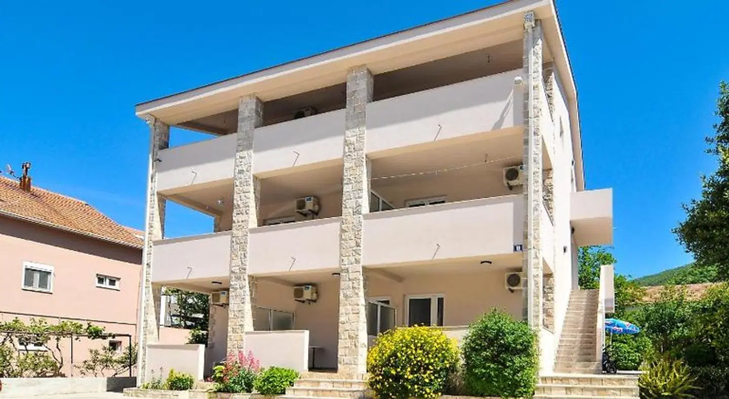 Apartments Samardi' EXTERIOR