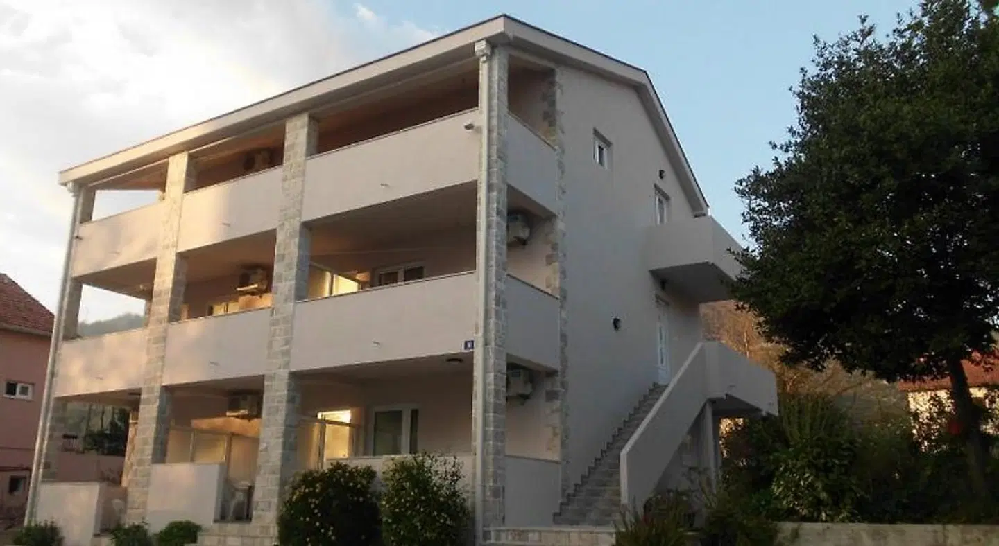 Apartments Samardi' EXTERIOR
