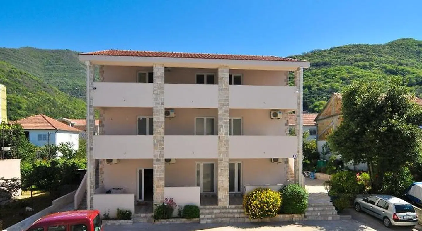 Apartments Samardi' EXTERIOR