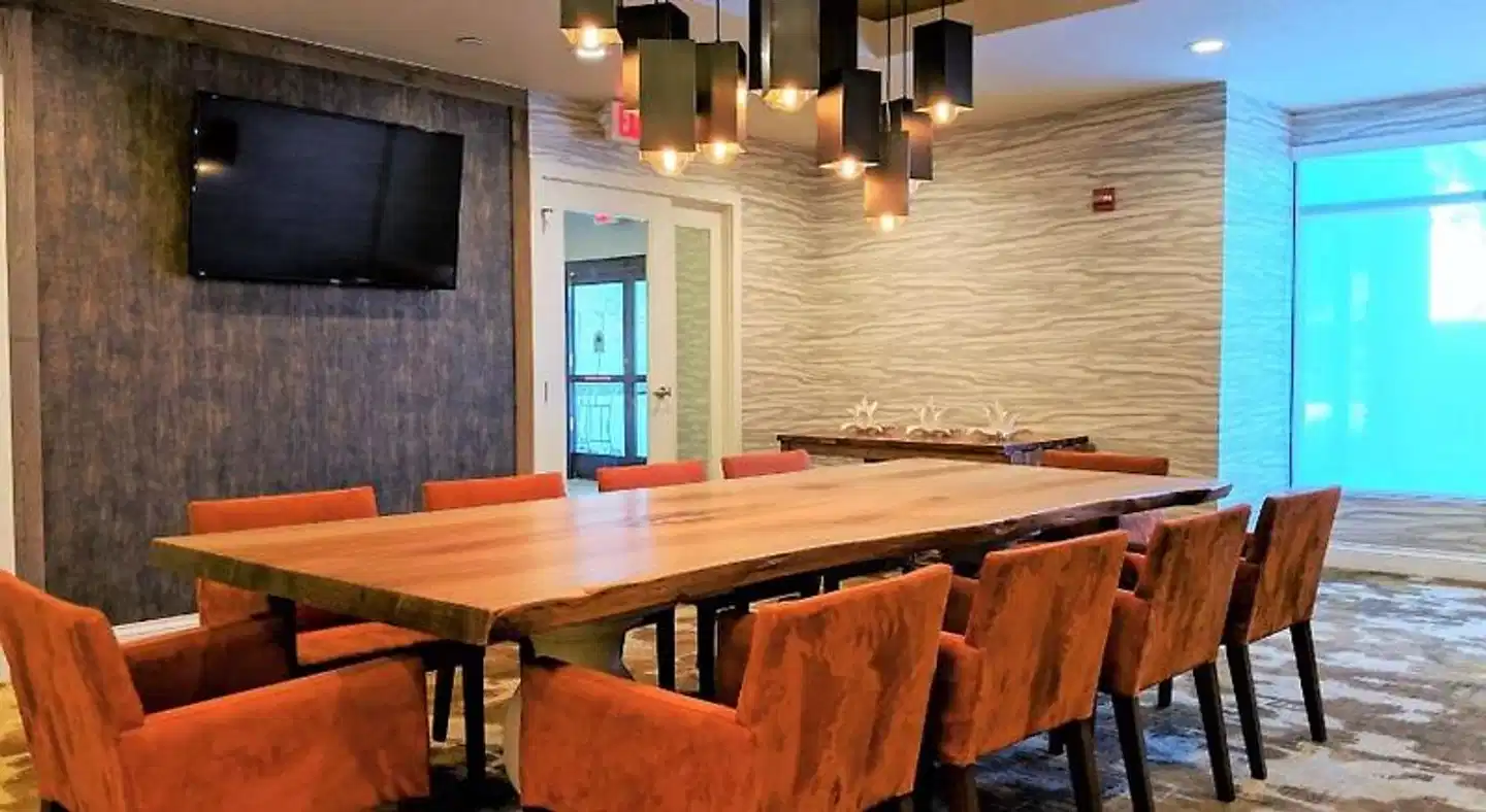 Hilton Garden Inn Phoenix Airport Bar