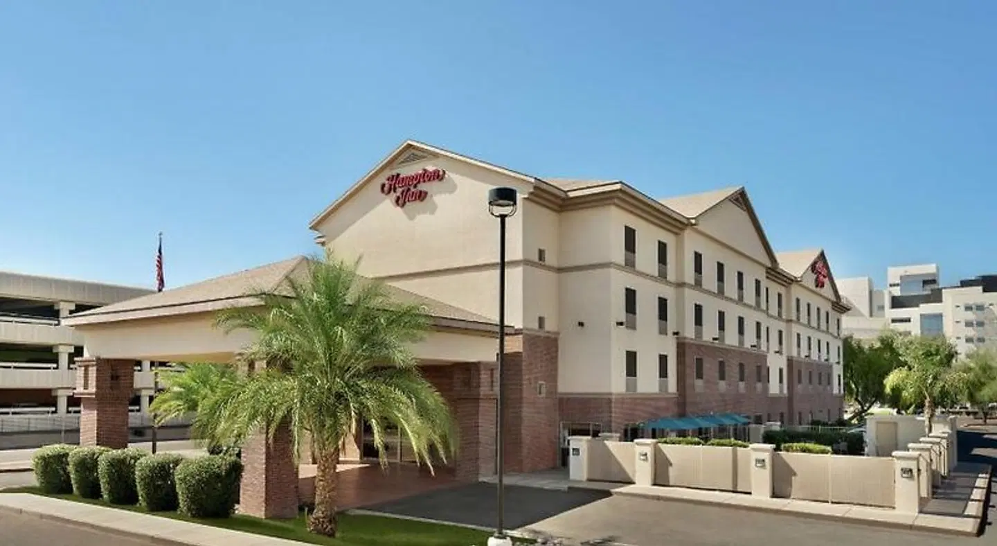 Hampton Inn Phoenix-Midtown-Downtown Area EXTERIOR