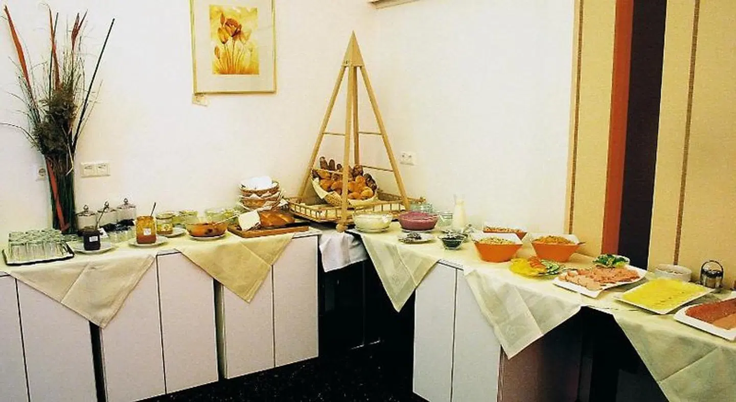Zur Schonenburg Restaurant