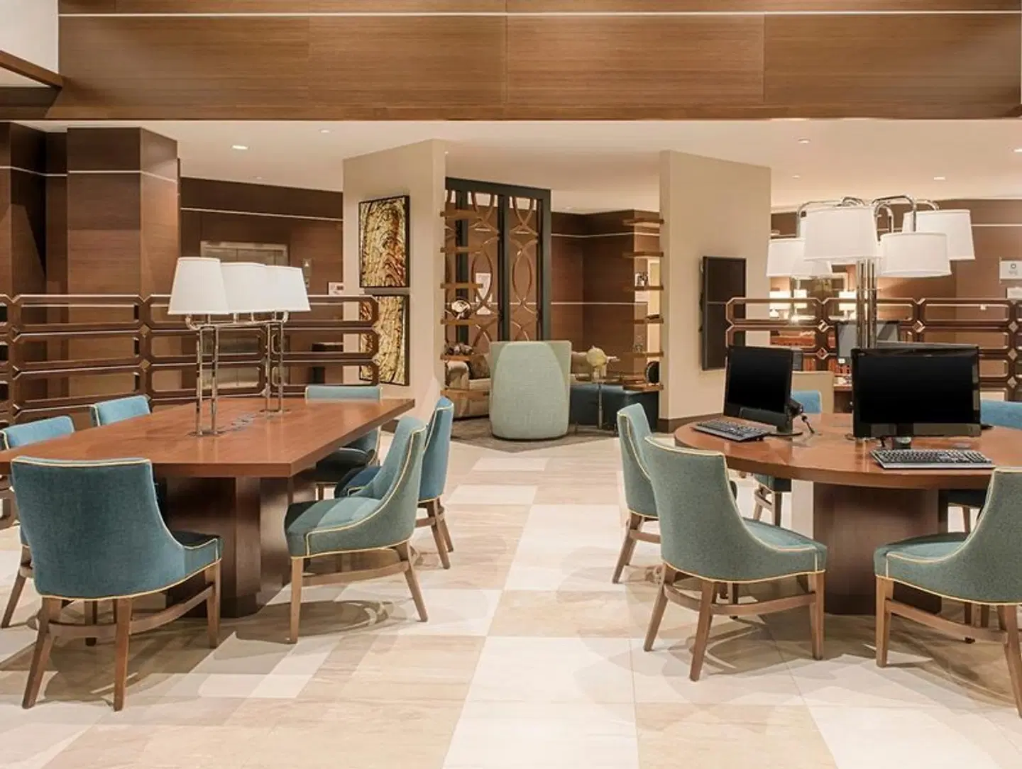 Sheraton Mesa Hotel at Wrigleyville West LOUNGE_LOBBY