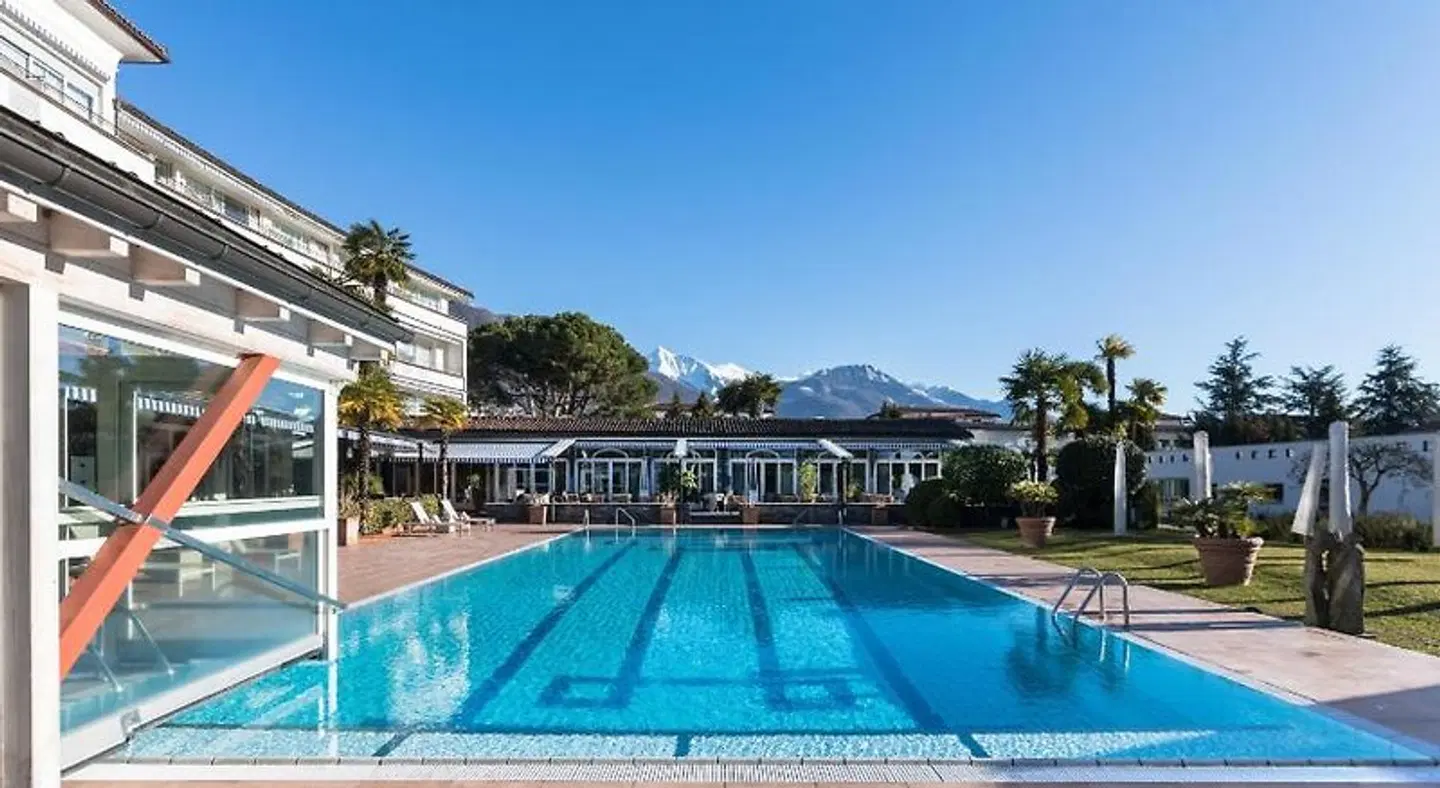 Parkhotel Delta OUTDOOR_POOL