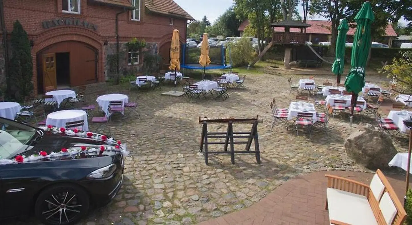 Zur goldenen Kartoffel Terrasse
