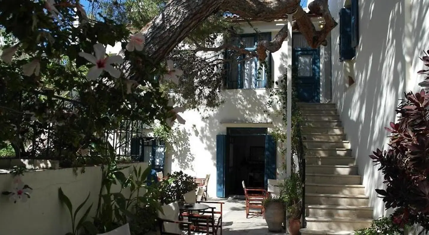 Villa Kynthia EXTERIOR