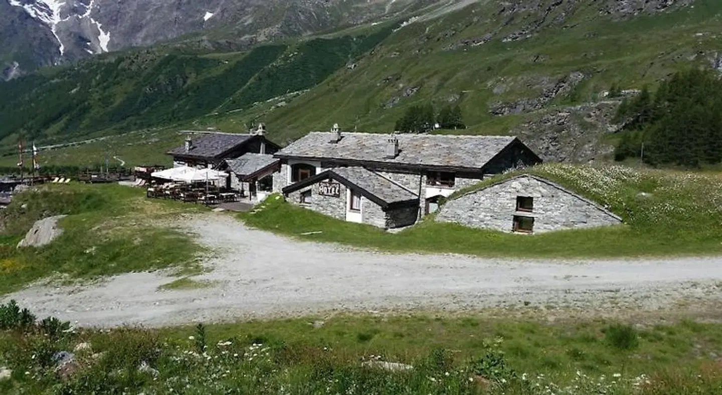 Baita Cretaz EXTERIOR