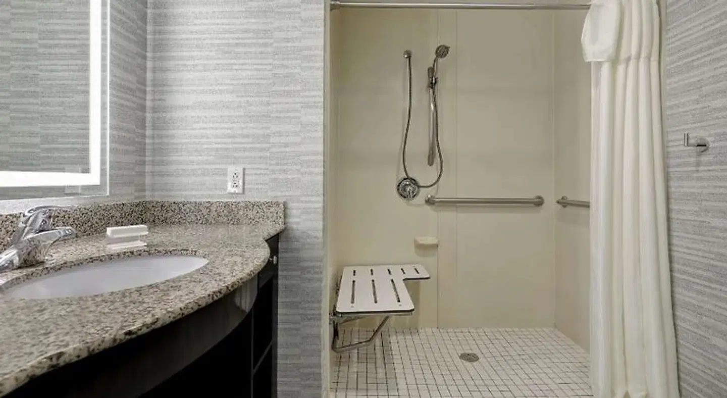 Homewood Suites by Hilton McAllen Badezimmer