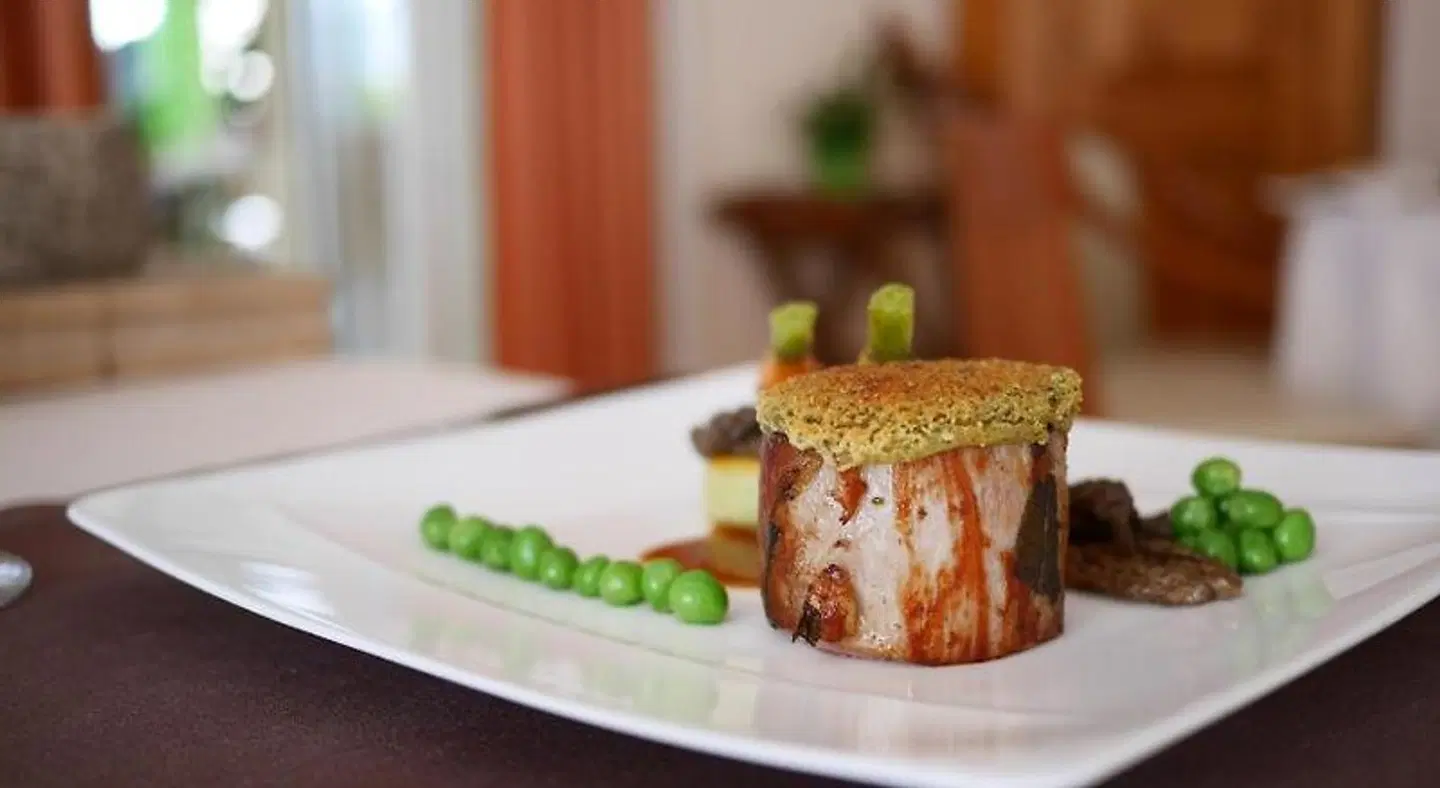 Des Deux Sapins Restaurant
