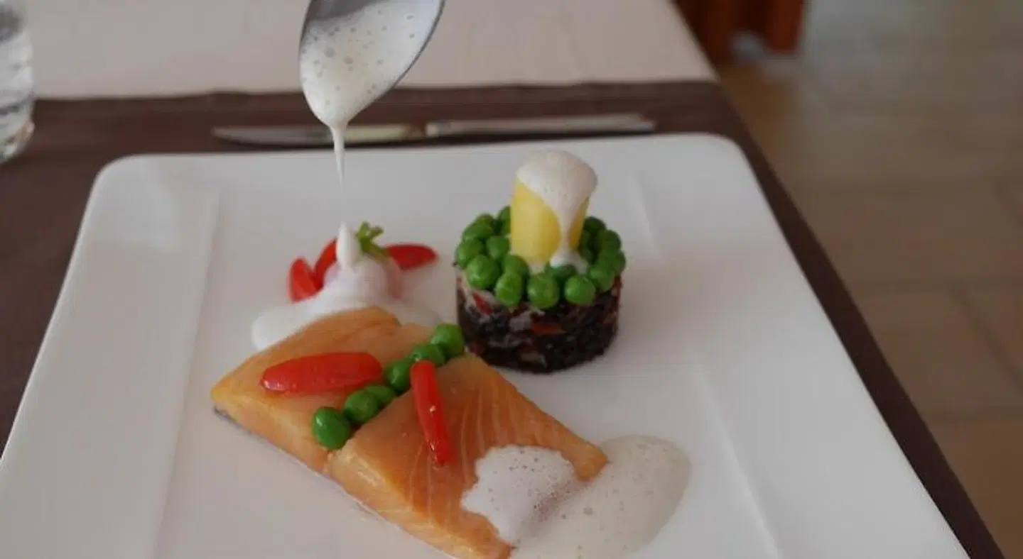Des Deux Sapins Restaurant