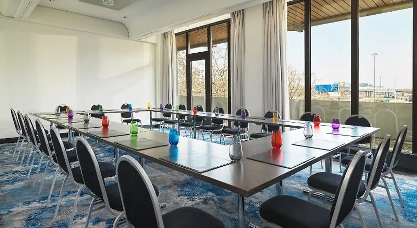 Sheraton Frankfurt Airport Hotel & Conference Center SPORTS_AND_LEISURE