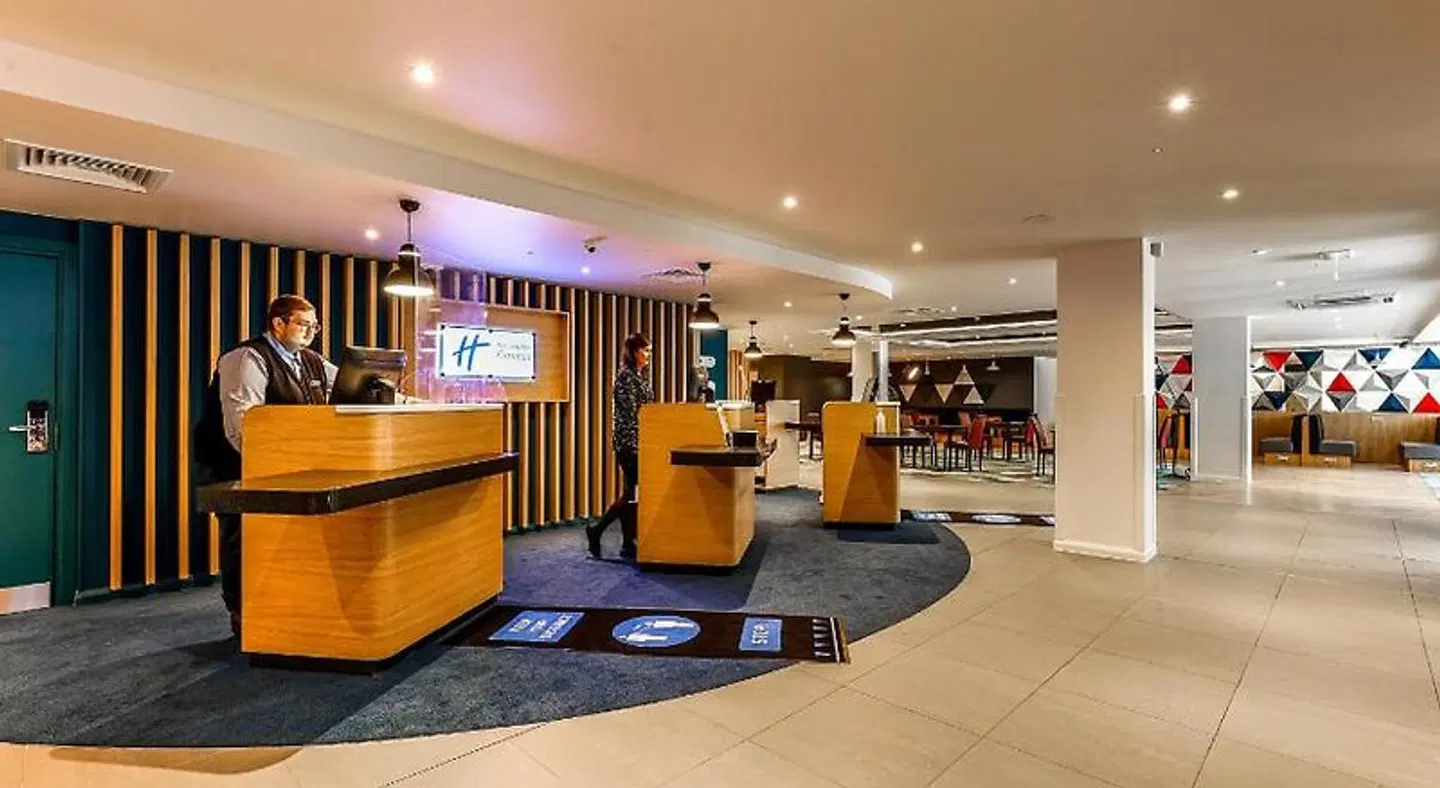 Holiday Inn Express Hammersmith LOUNGE_LOBBY