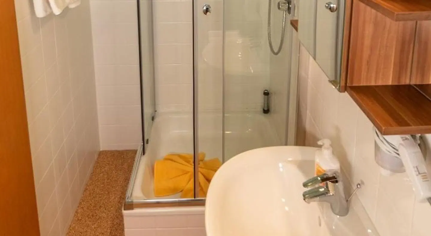 Kühler Grund Badezimmer