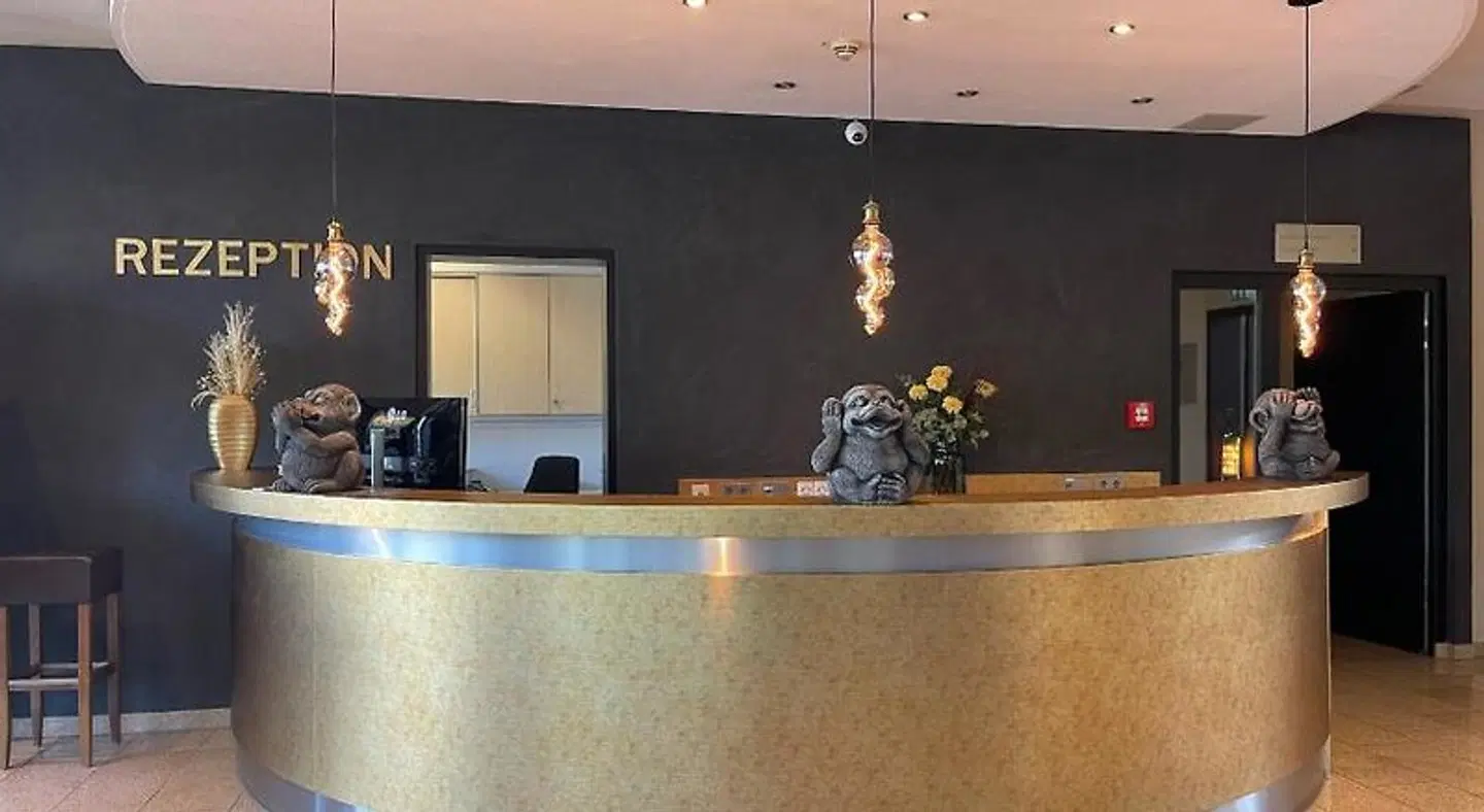 Mc AiREA Airport Hotel Paderborn LOUNGE_LOBBY