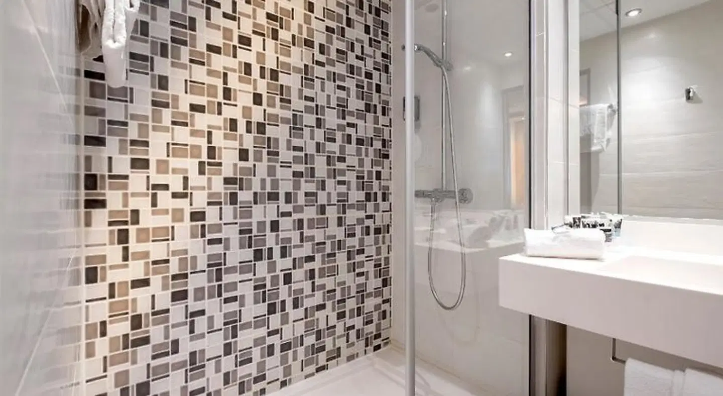 Mercure Rouen Champ de Mars Badezimmer