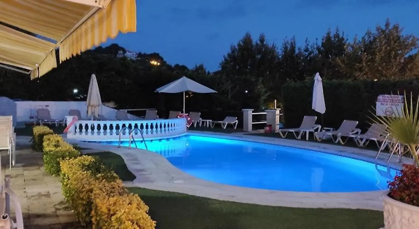 Hotel Bonsol OUTDOOR_POOL