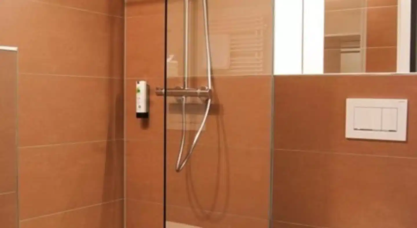 SEEGER Living Premium Downtown Badezimmer