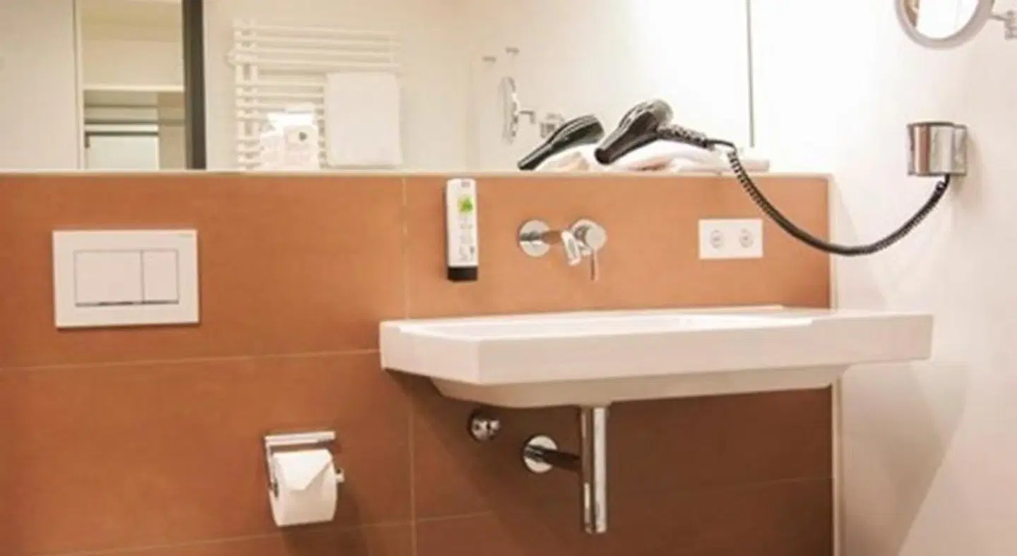 SEEGER Living Premium Downtown Badezimmer