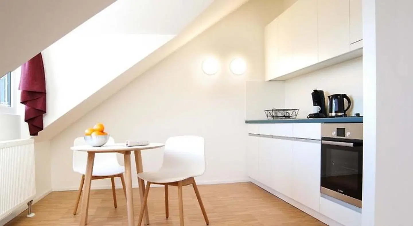 SEEGER Living Premium Downtown ROOM_EXAMPLE