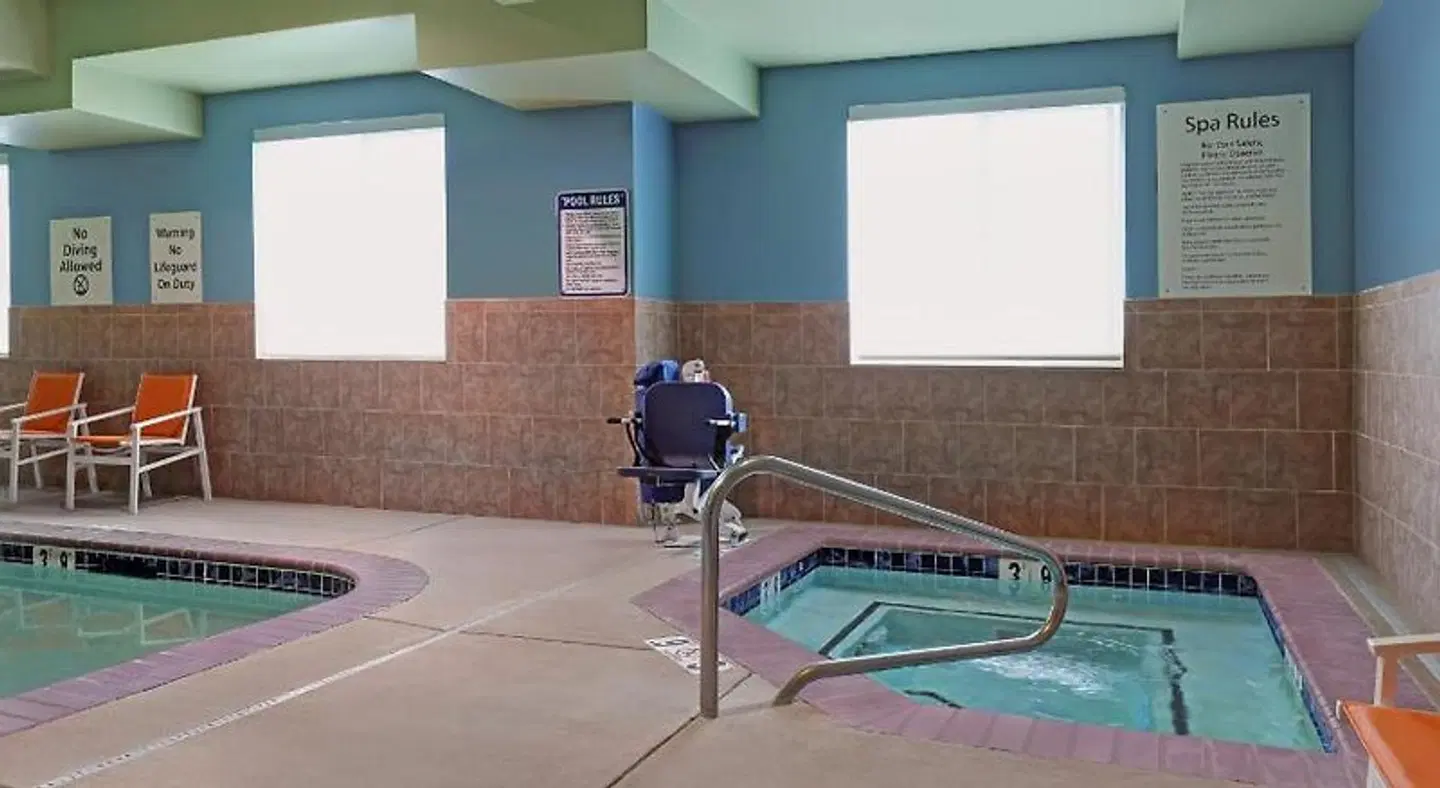 Holiday Inn Express & Suites Newport SPORTS_AND_LEISURE