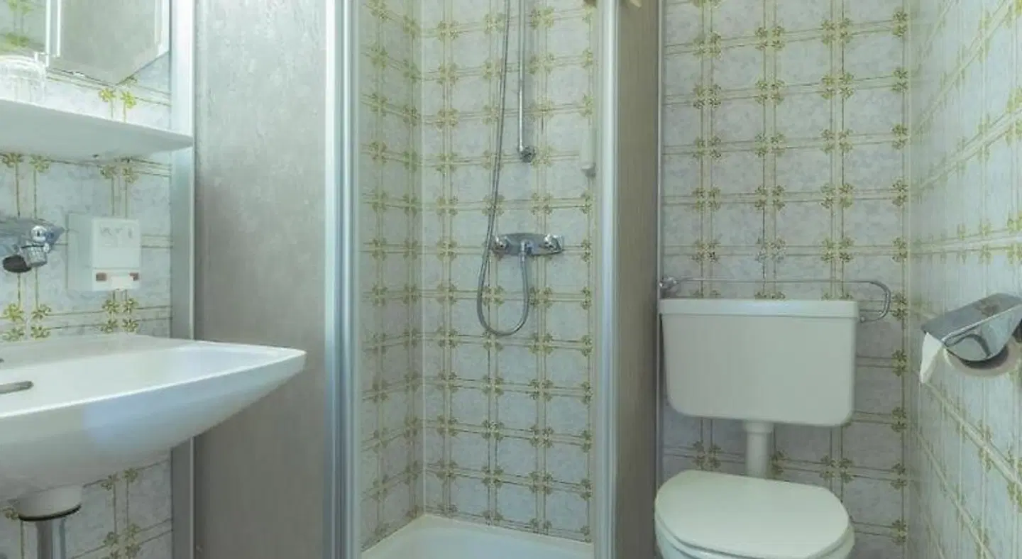 Tirolerhof Badezimmer