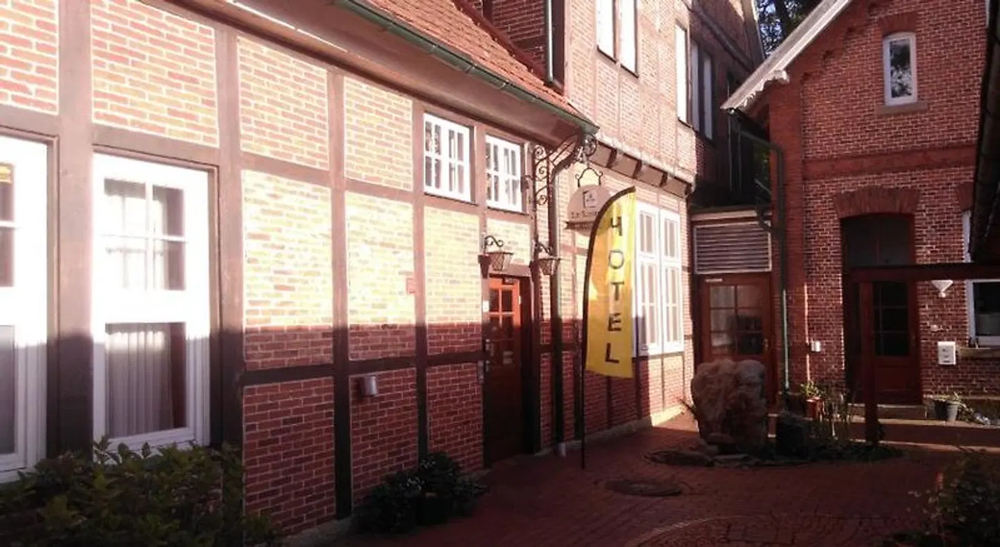 Alte Kornbrennerei - Herrenhaus EXTERIOR