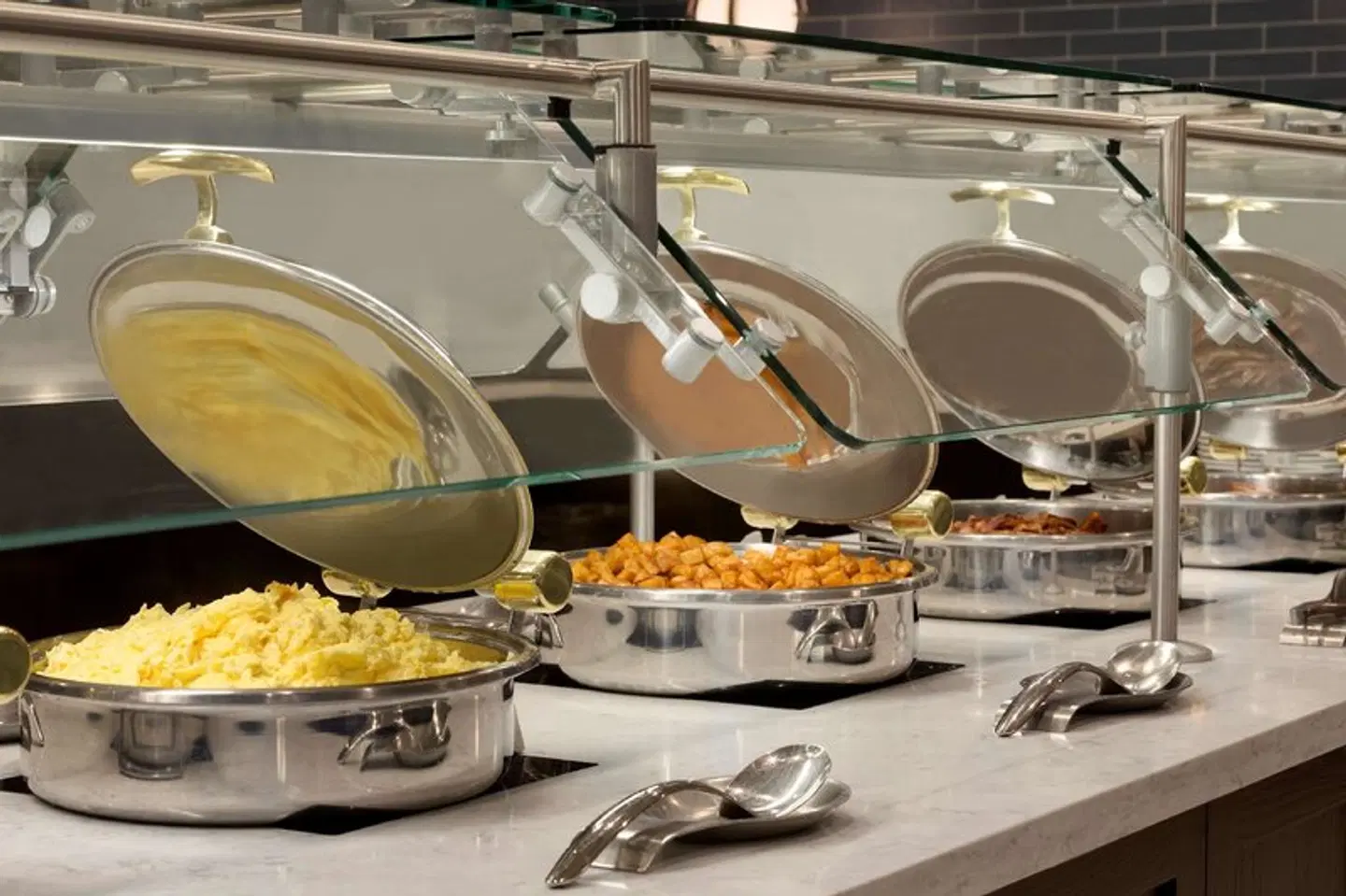 Embassy Suites by Hilton Columbus Restaurant