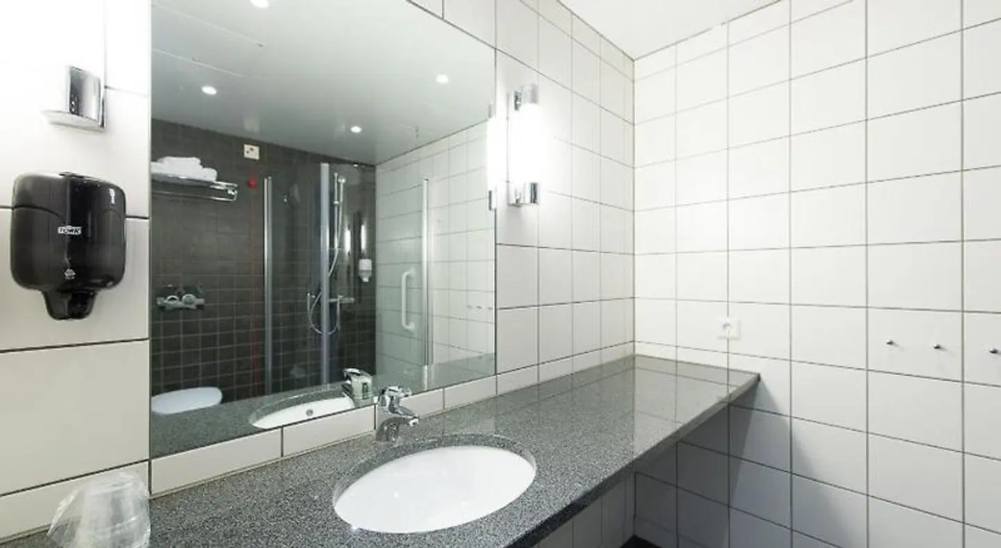 Pingvinhotellet UNN Tromsø Badezimmer