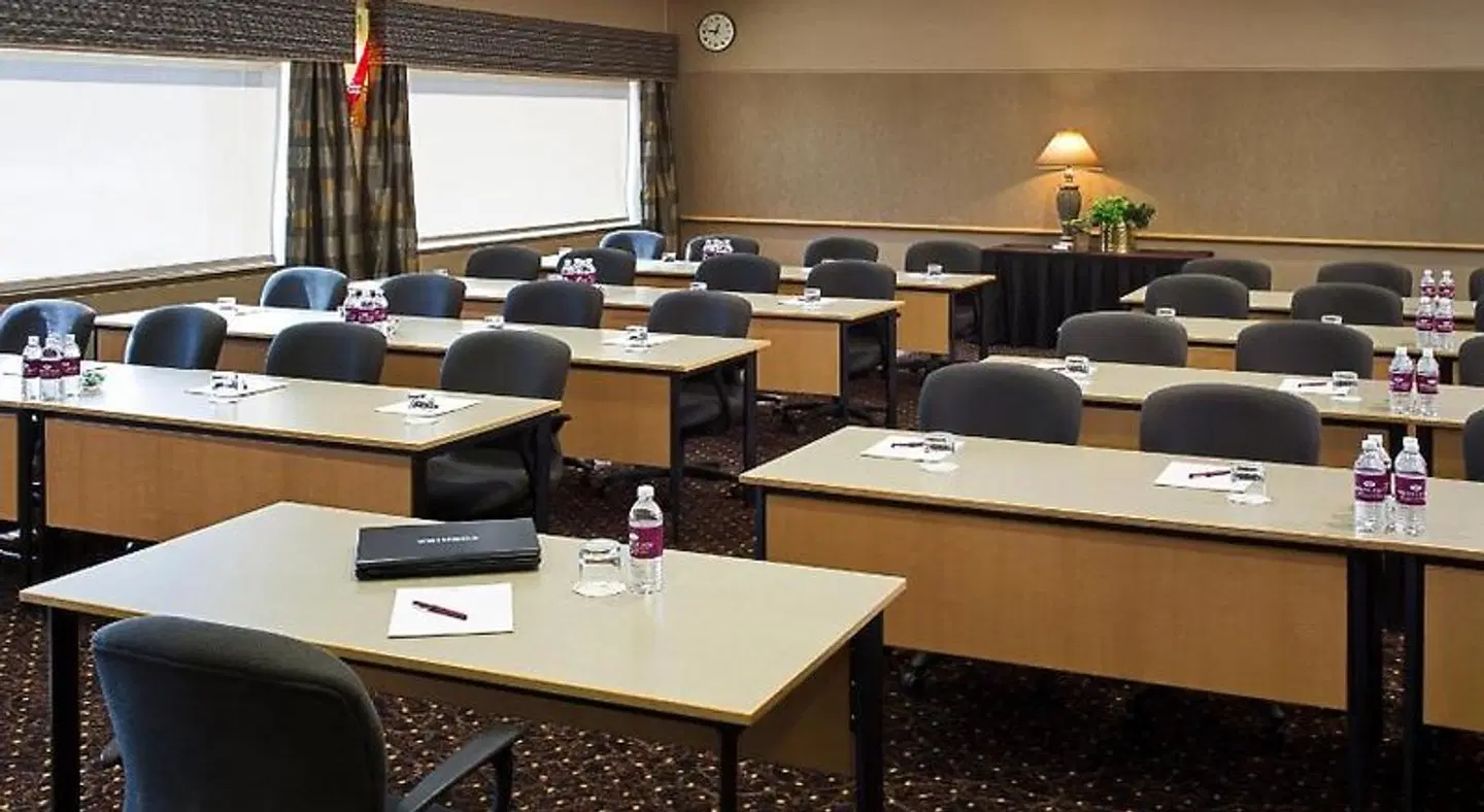 Crowne Plaza Minneapolis West Konferenz
