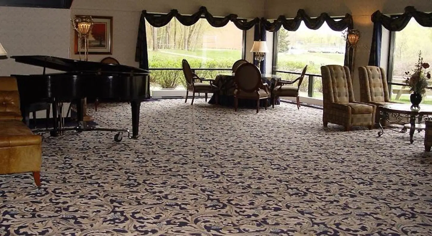 Crowne Plaza Minneapolis West Strand