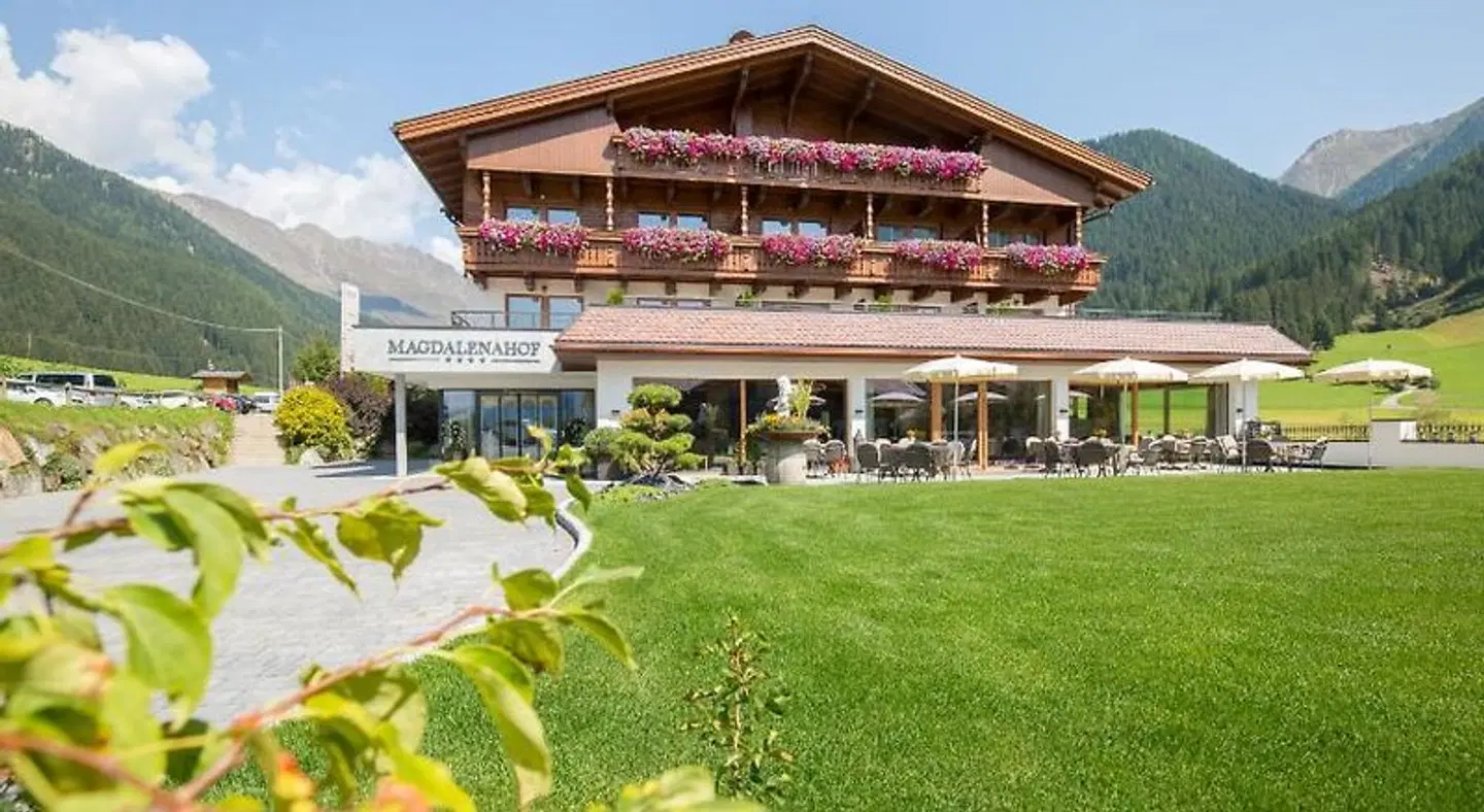 Vitalpina Hotel Magdalenahof EXTERIOR