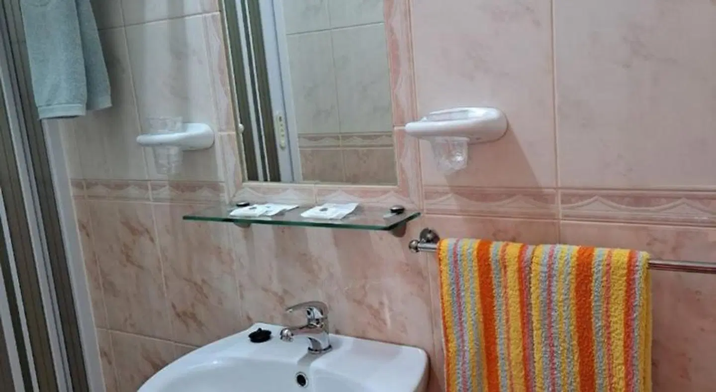 Residencial Aviz Badezimmer
