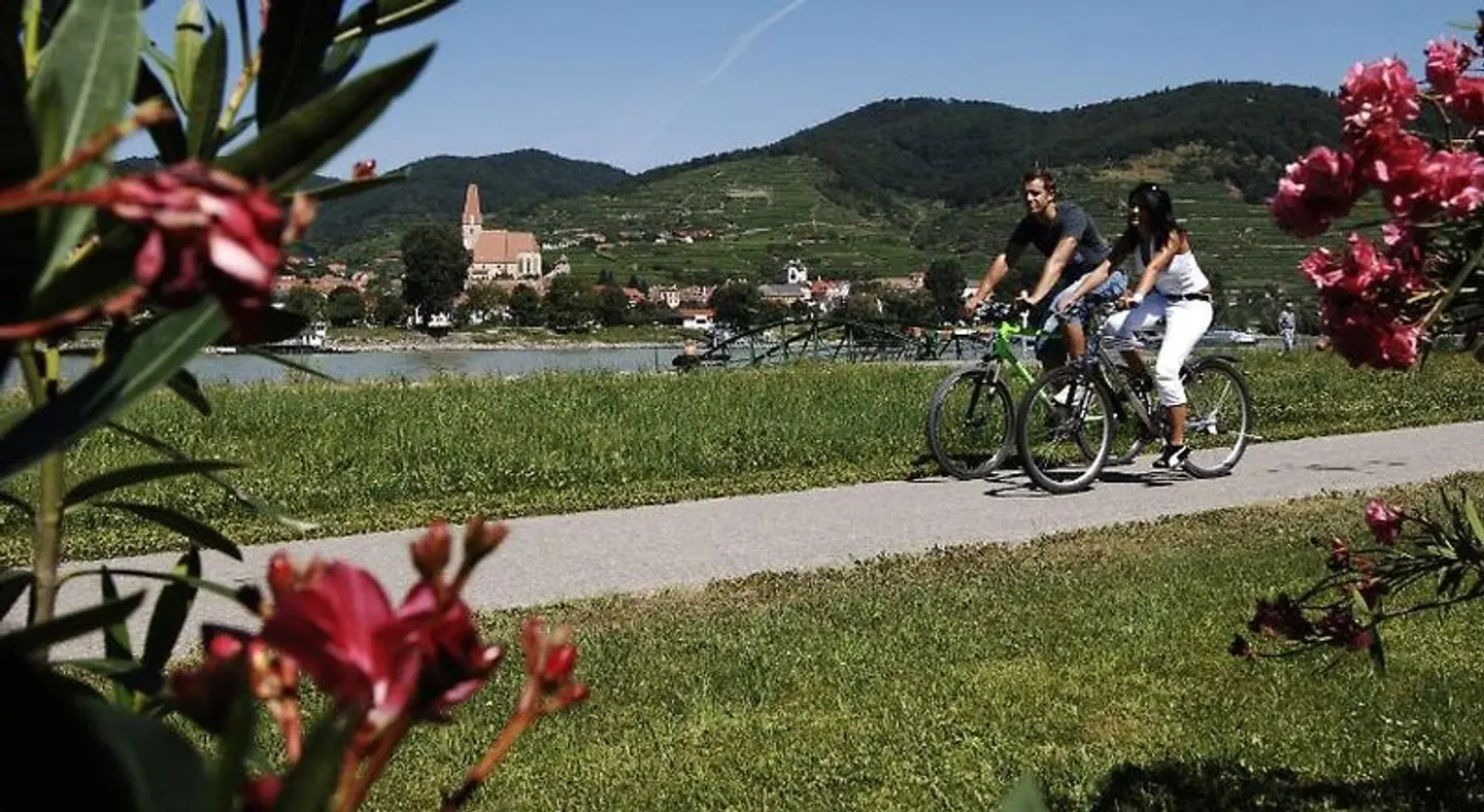 Donauhof SPORTS_AND_LEISURE