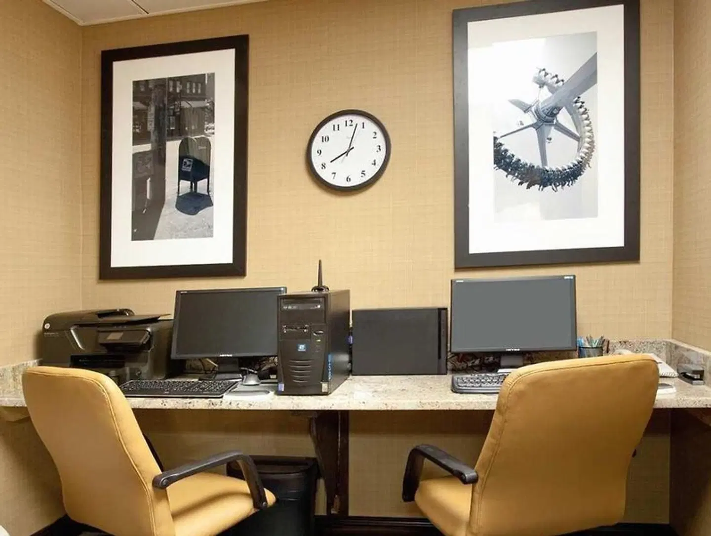 Hampton Inn Cincinnati Kings Island ROOM_EXAMPLE