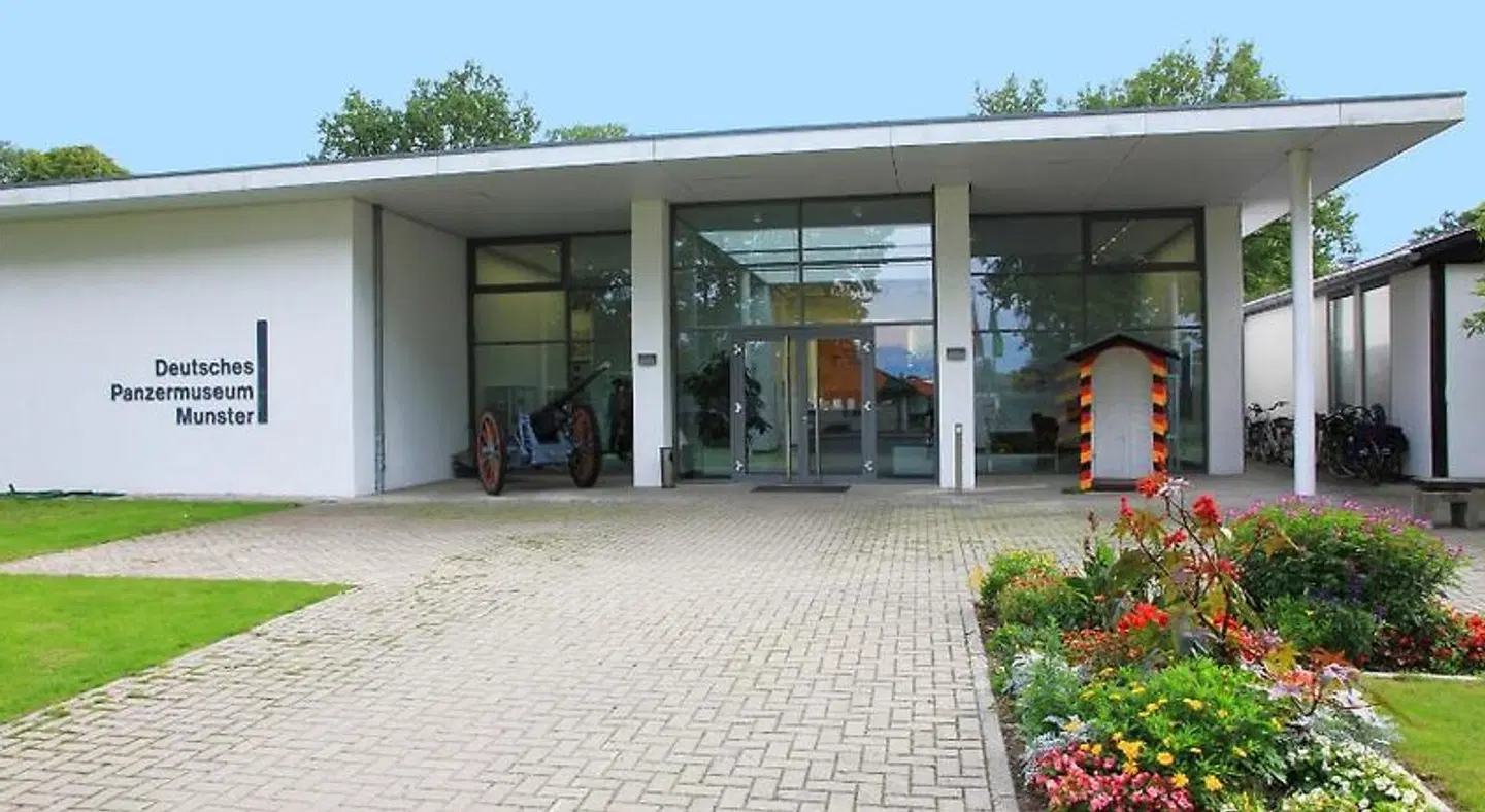 Residenzia Grenadier EXTERIOR