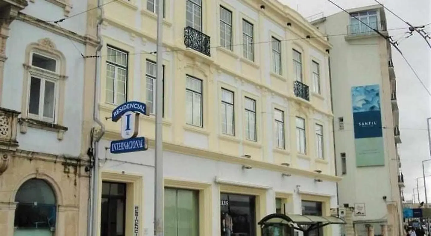 Internacional EXTERIOR