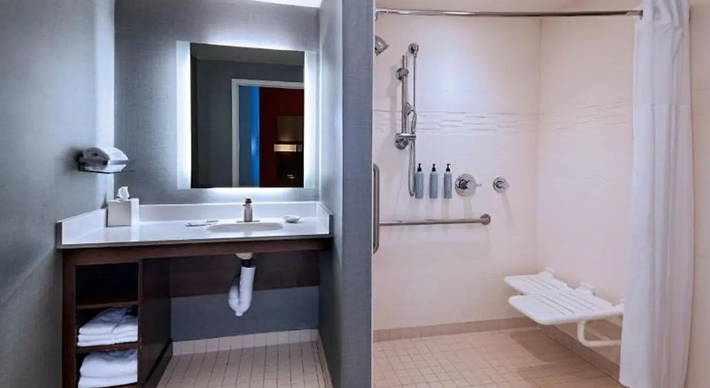 Residence Inn by Marriott Omaha Aksarben Village Badezimmer