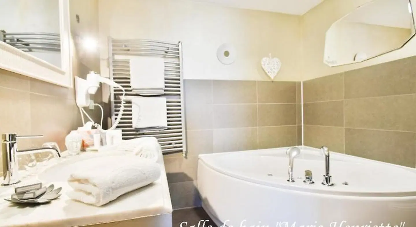 Hôtel l'Ecrin d'Ô Badezimmer